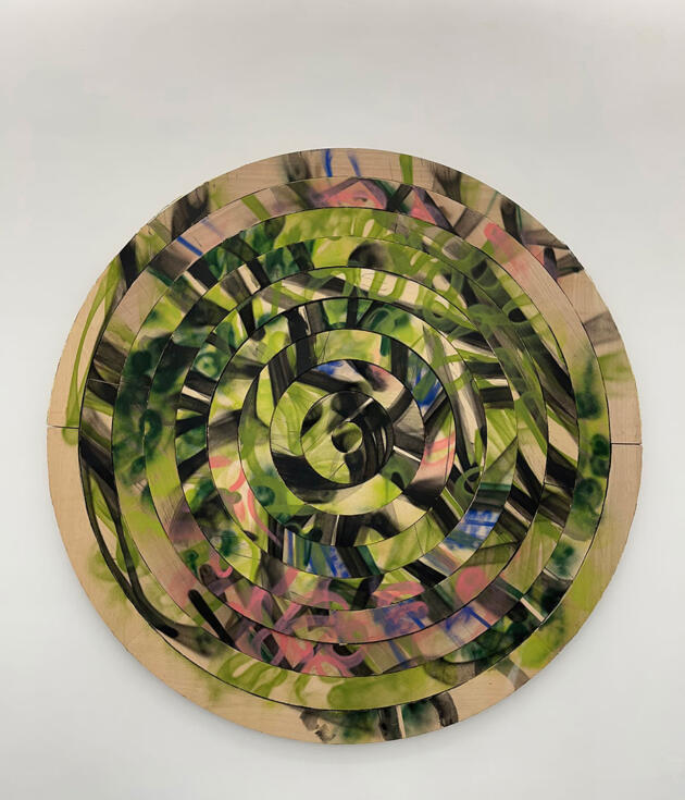 Ref. MM581
2022
Pintura / Acrílico y spray sobre madera y estructura de Kraft de panel de abeja de 10cm.
350 ø cm